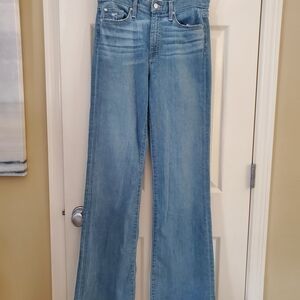 Women's Light Blue Jeans